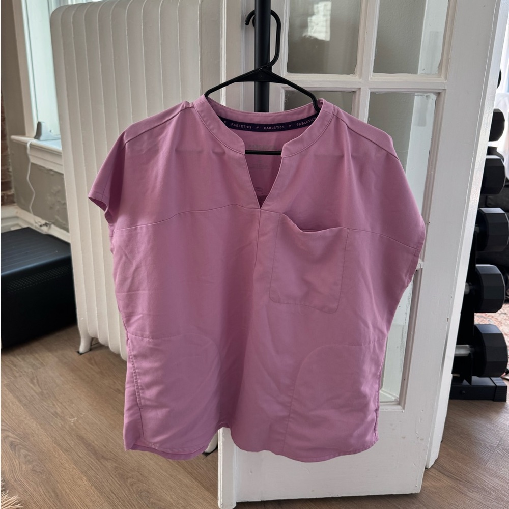 Fabletics Scrub Set